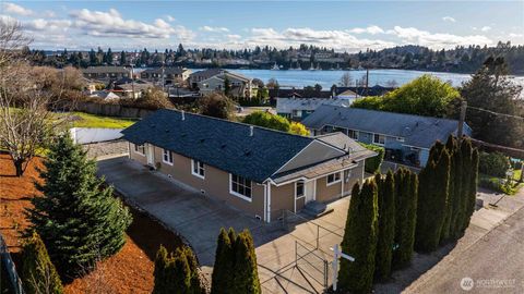 Photo of 119 Elm St Unit #A and #B St, Bremerton, WA 98310 (MLS # 2485489)