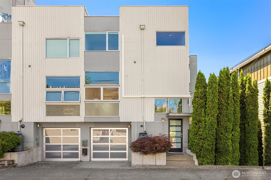 Photo of 3512 S Edmunds Street, Seattle, WA 98118 (MLS # 2412036)
