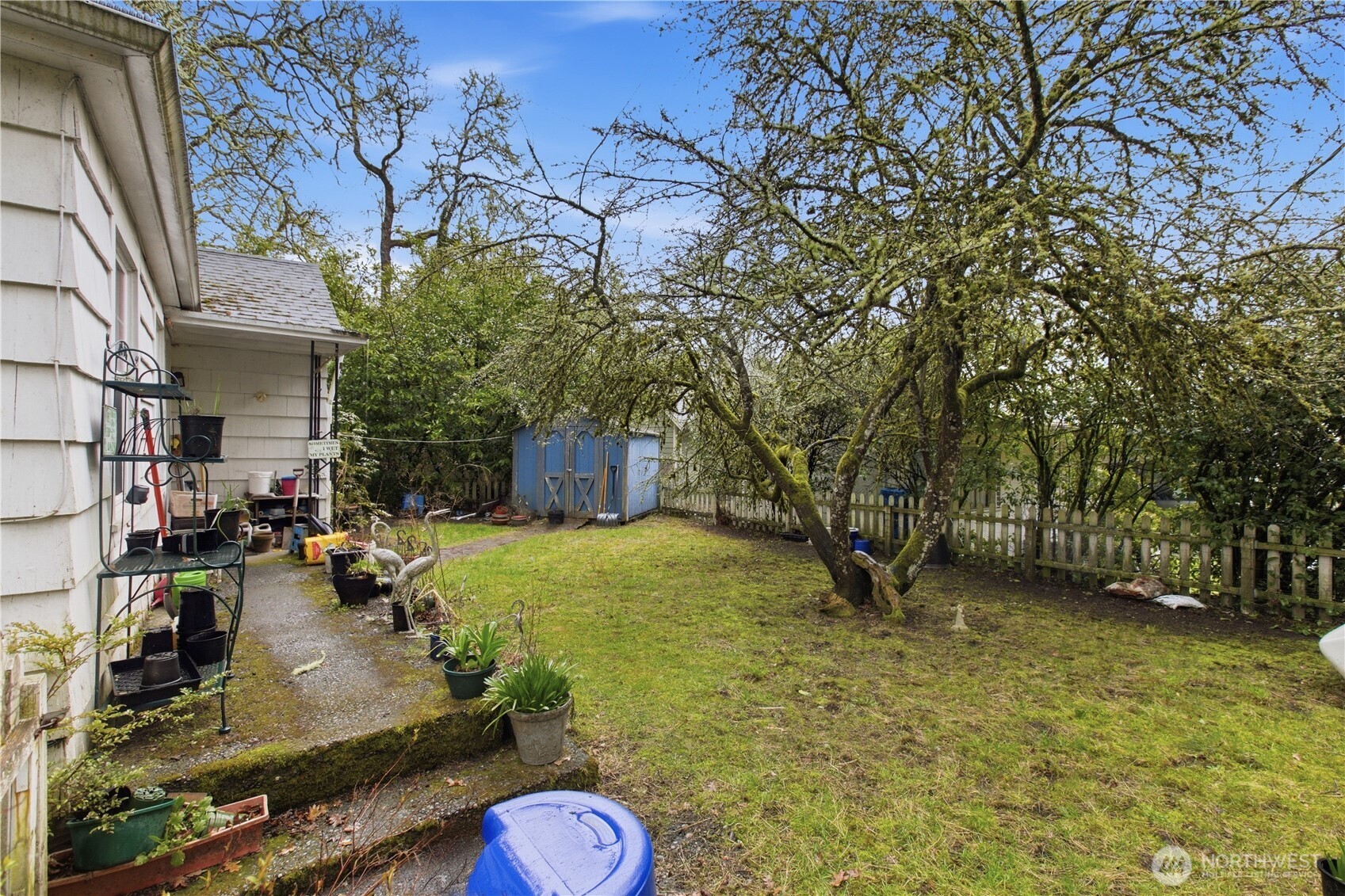 Lakewood, Washington, 98498, United States, 4 Bedrooms Bedrooms, ,3 BathroomsBathrooms,Residential,Active,2023416