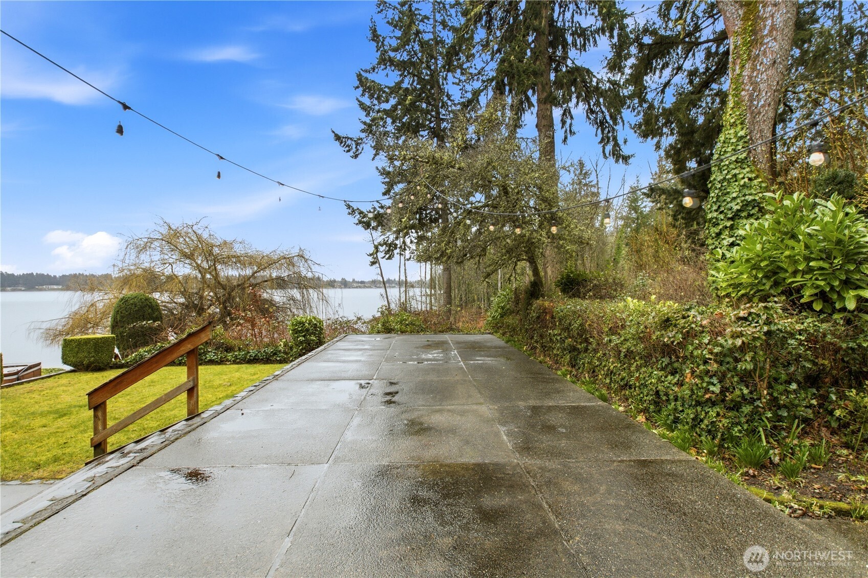Lakewood, Washington, 98498, United States, 4 Bedrooms Bedrooms, ,3 BathroomsBathrooms,Residential,Active,2023416