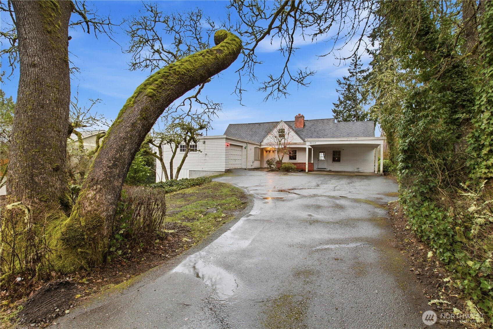 9832 American Avenue SW