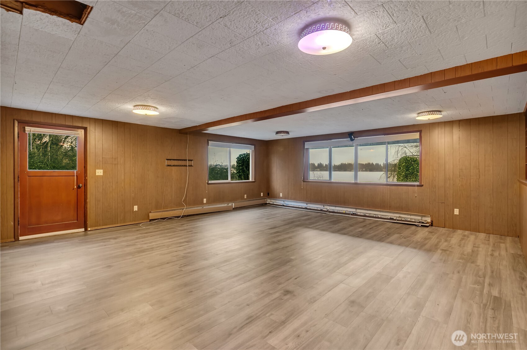 Lakewood, Washington, 98498, United States, 4 Bedrooms Bedrooms, ,3 BathroomsBathrooms,Residential,Active,2023416