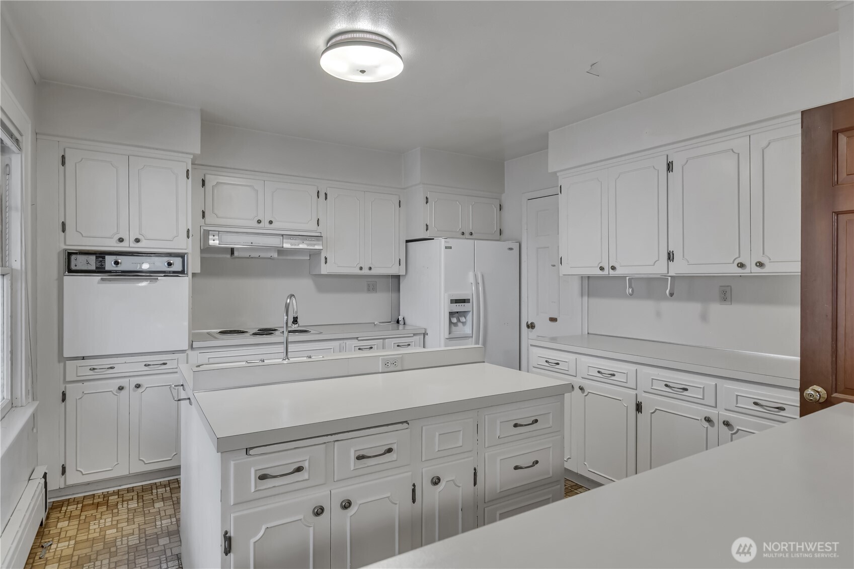 Lakewood, Washington, 98498, United States, 4 Bedrooms Bedrooms, ,3 BathroomsBathrooms,Residential,Active,2023416