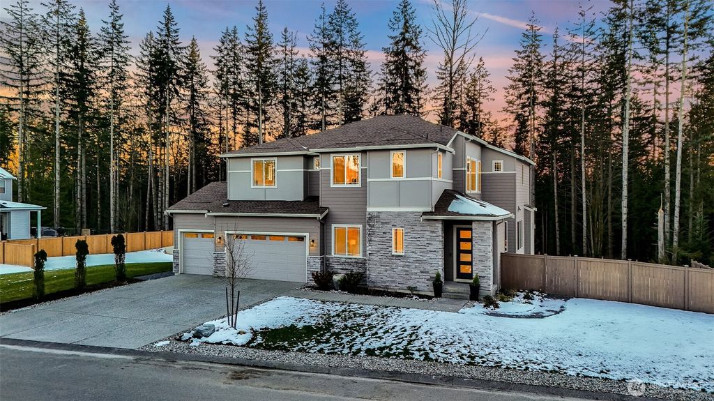 Photo of 12528 138th Avenue NE, Lake Stevens, WA 98258 (MLS # 2328510)