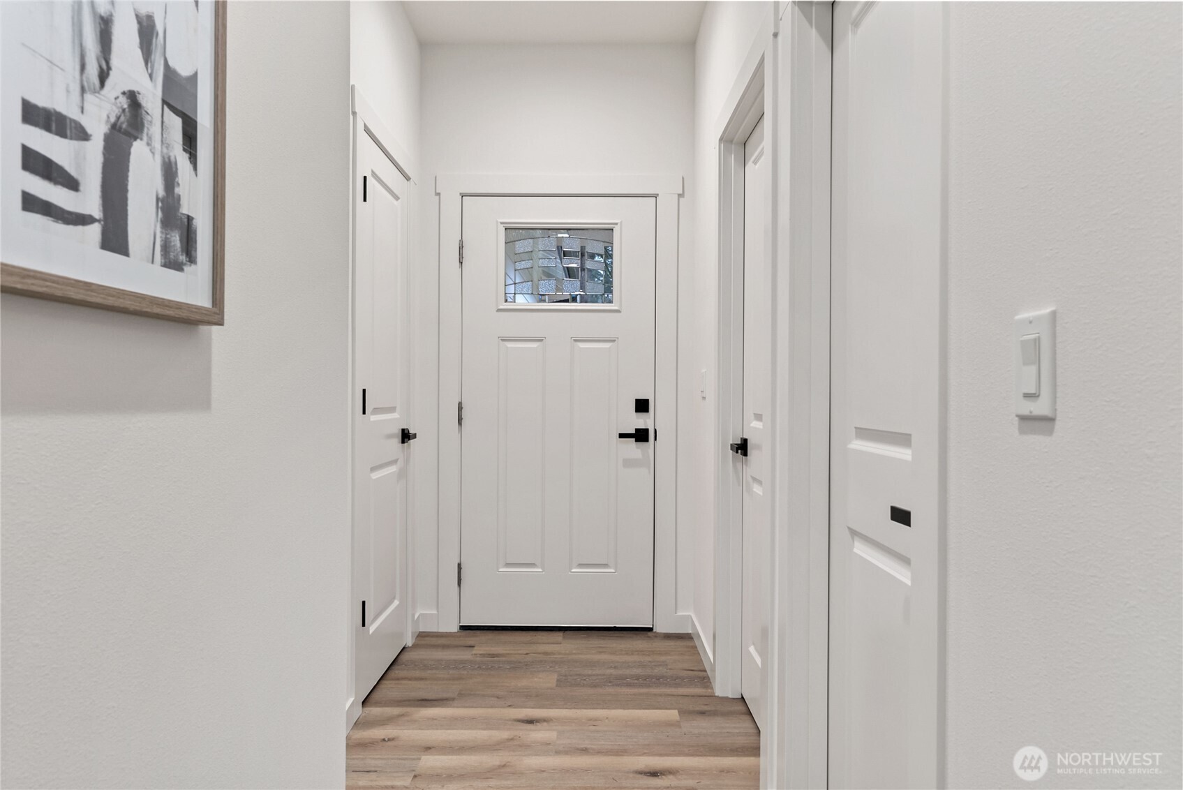 13902 Lakeview Way NW