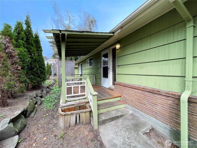 1706 NE 82nd Street
