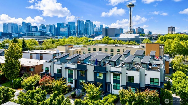 313 Valley Street, Seattle