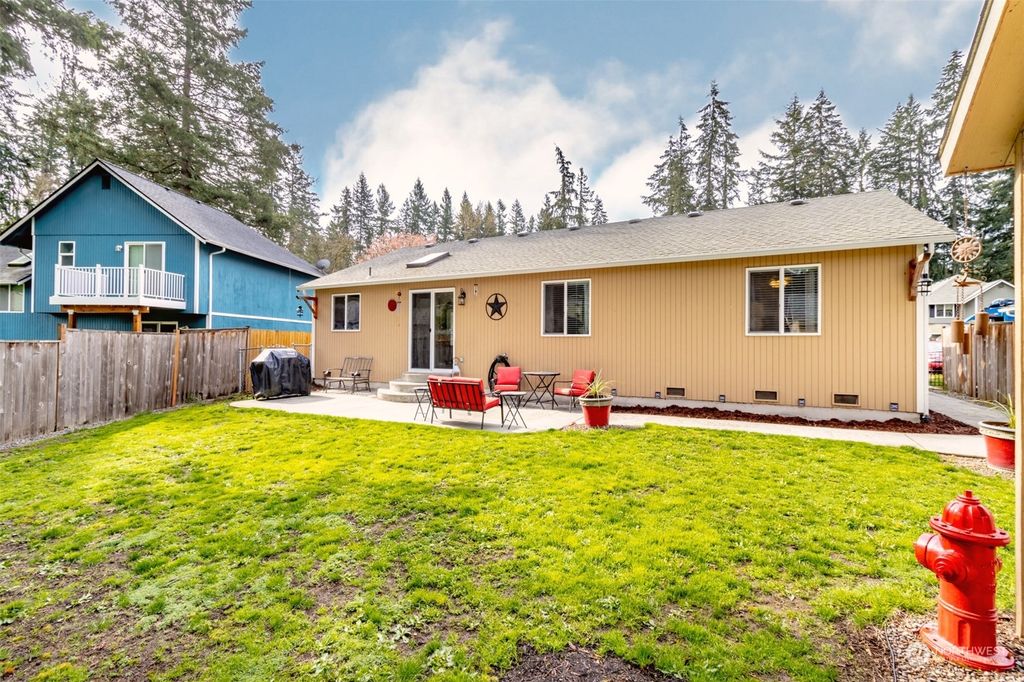 Photo of 19228 SE 263rd Street, Covington, WA 98042 (MLS # 2056647)