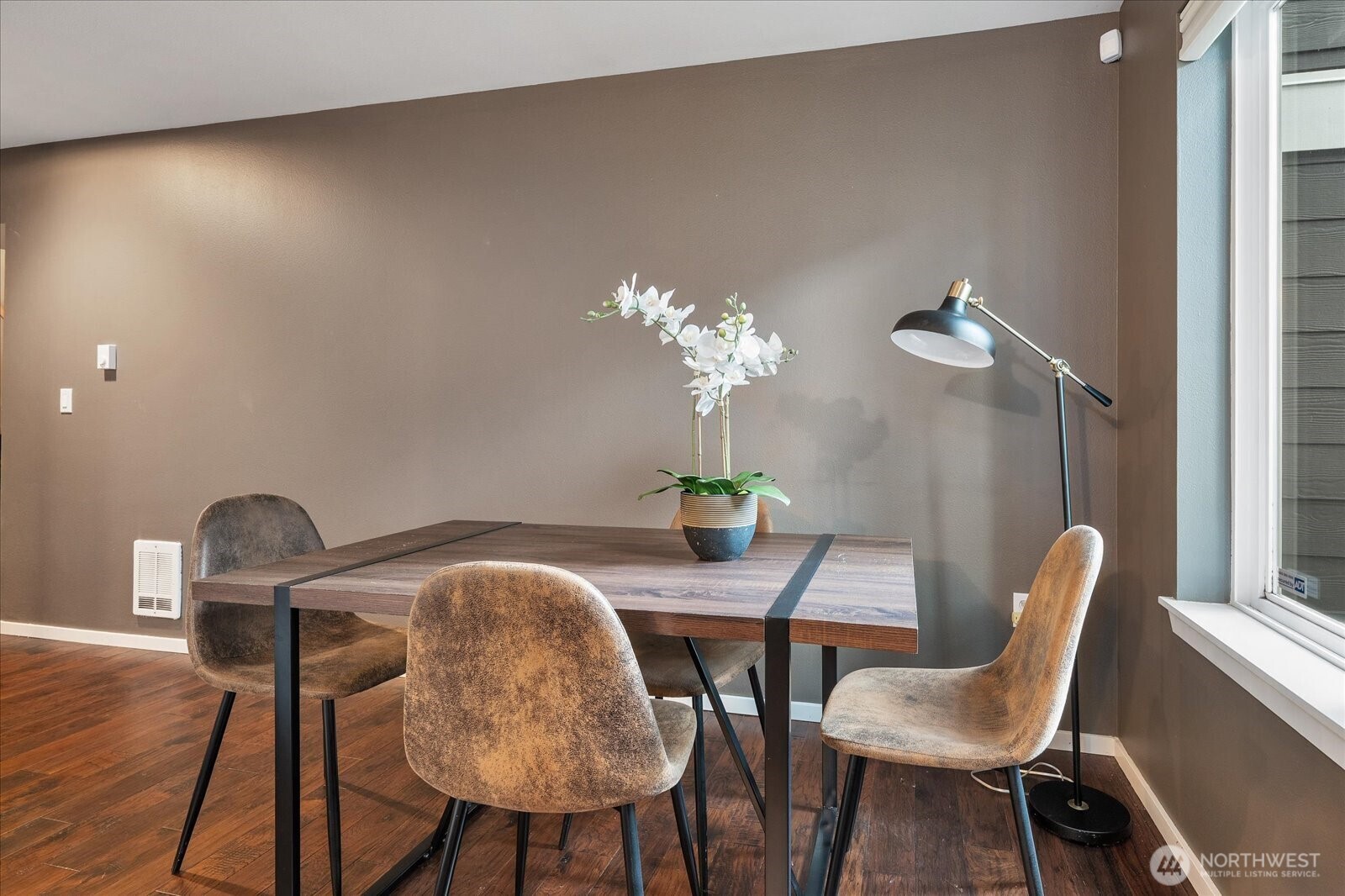 5589 Lakemont Boulevard SE 1702