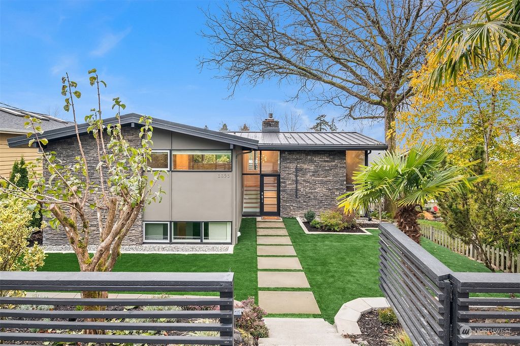 Photo of 1853 1st Street, Kirkland, WA 98033 (MLS # 2188447)