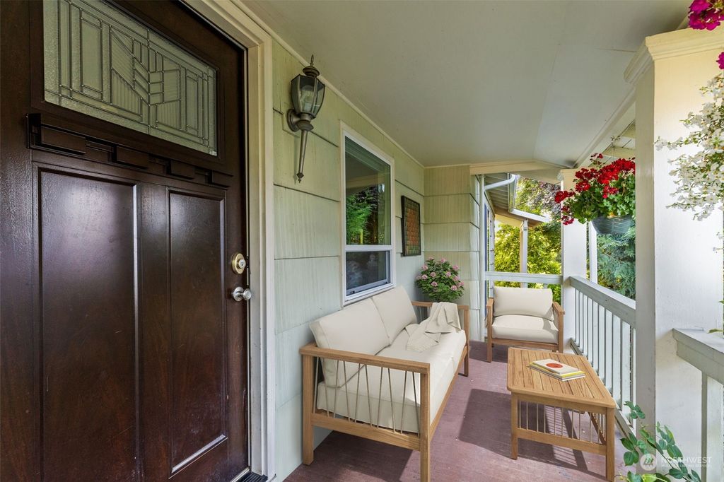 Photo of 9323 57th Avenue S, Seattle, WA 98118 (MLS # 2075566)