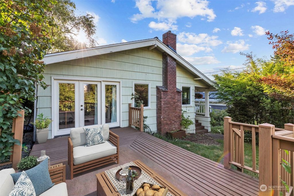 Photo of 9323 57th Avenue S, Seattle, WA 98118 (MLS # 2075566)