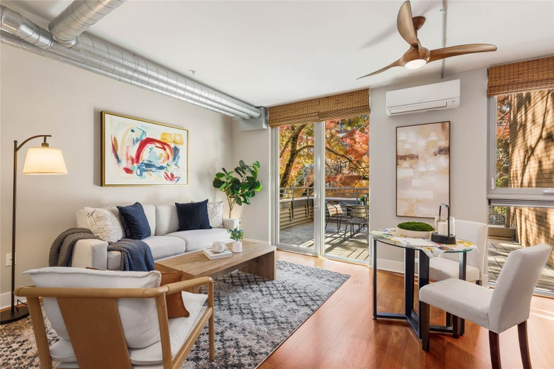 530 Broadway E 201