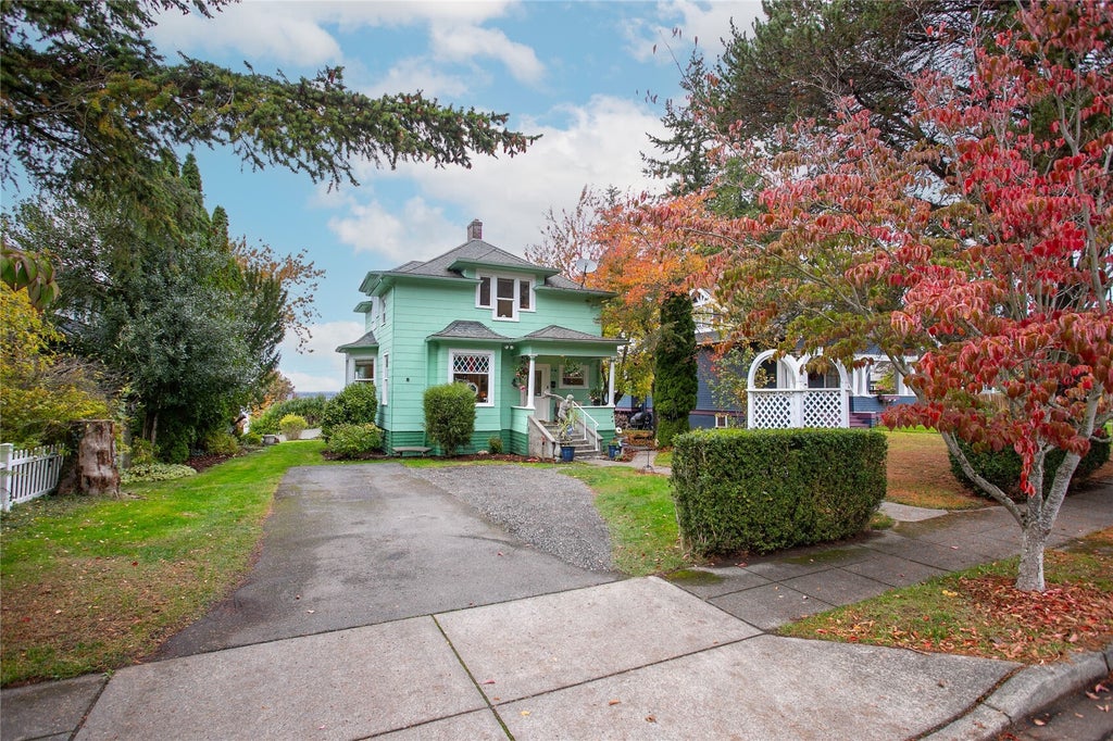 Photo of 325 N Forest Street, Bellingham, WA 98225 (MLS # 2597730)