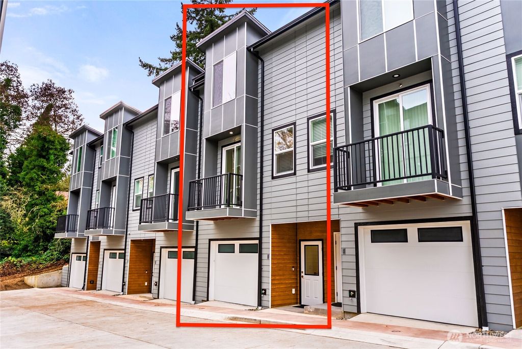 Photo of 1926 S Washington Street #B203, Tacoma, WA 98405 (MLS # 2457447)