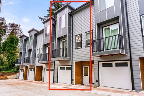 Photo of 1926 S Washington Street #B203, Tacoma, WA 98405 (MLS # 2457447)