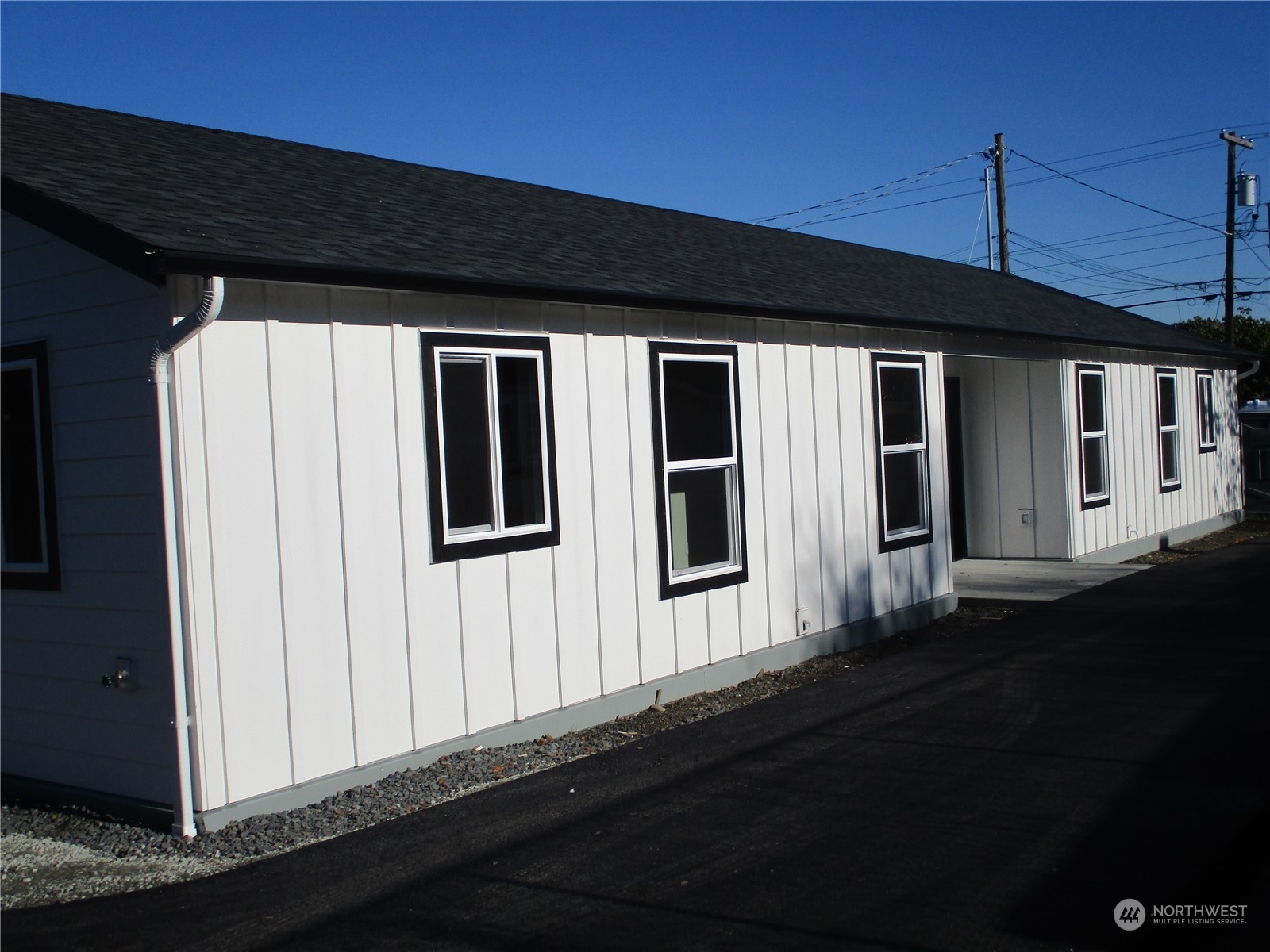 711 S 4th Avenue