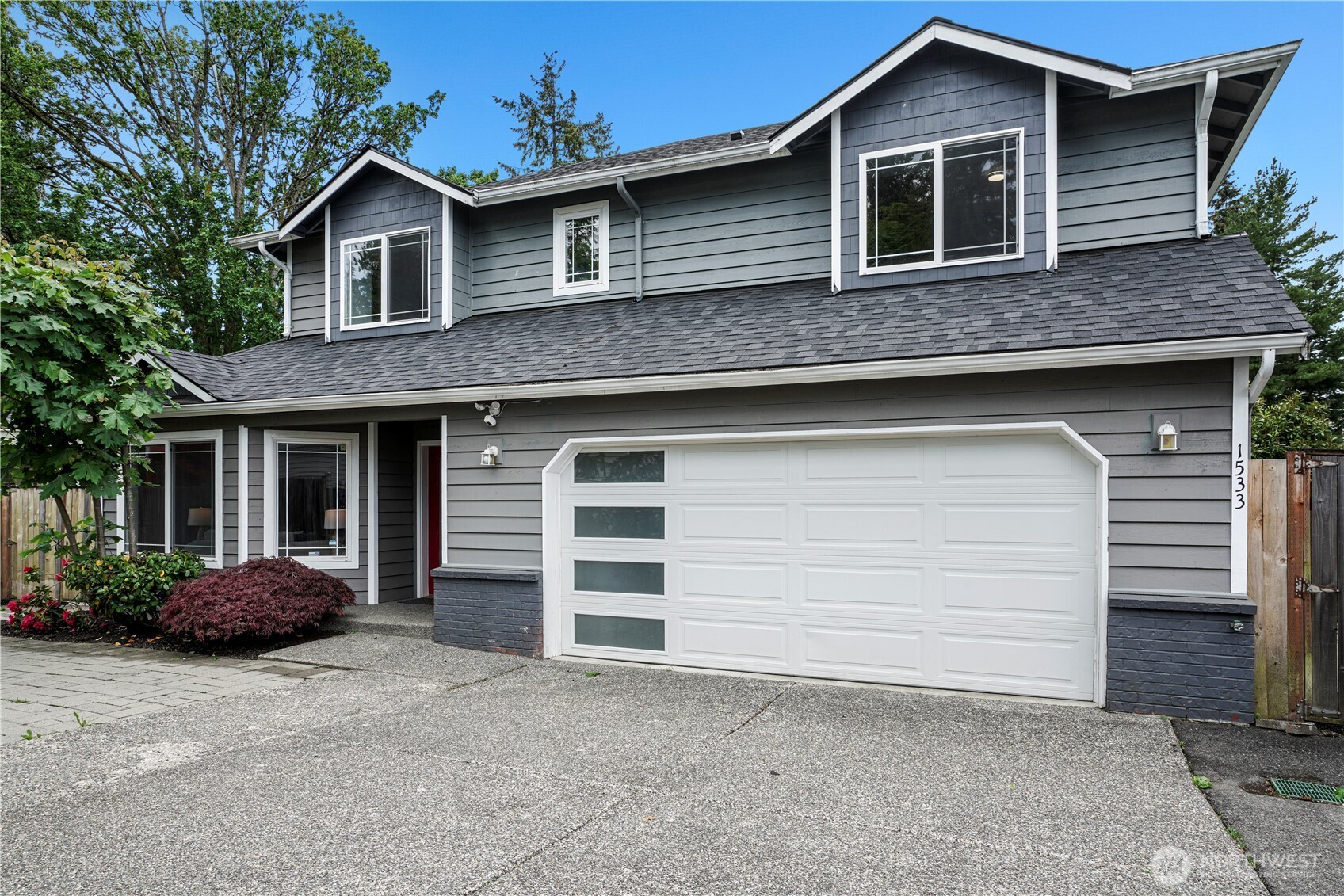 1533 NE 171st Street