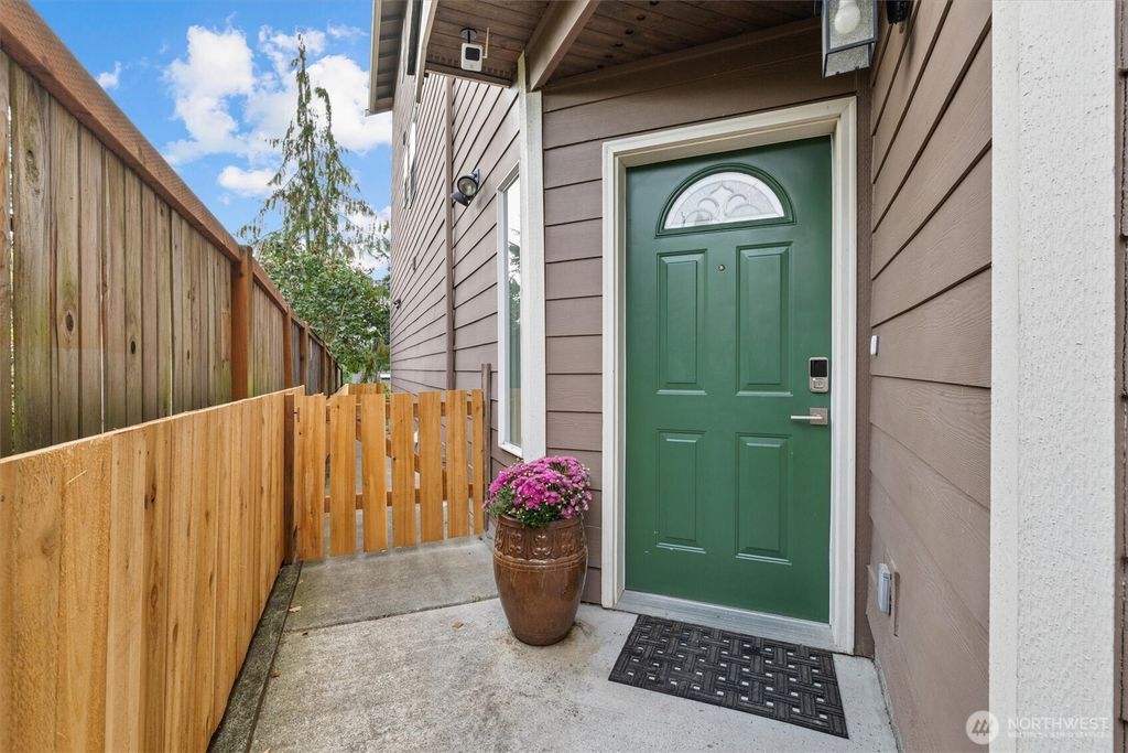 Photo of 5117 S Pearl Street, Seattle, WA 98118 (MLS # 2430665)