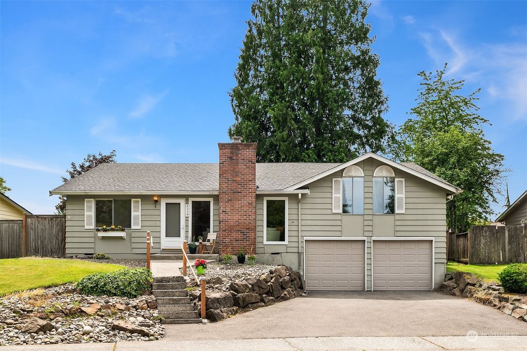 Photo of 5330 172nd Street SW, Lynnwood, WA 98037 (MLS # 2251574)