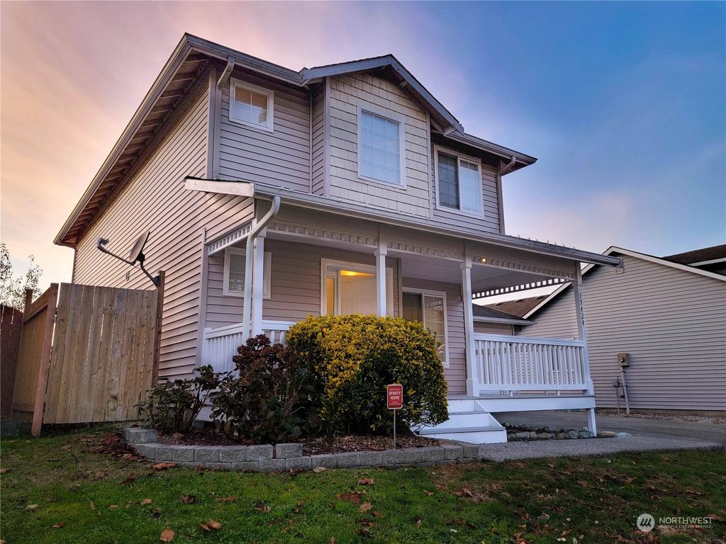 Photo of 19424 Crown Ridge Boulevard, Arlington, WA 98223 (MLS # 2017185)