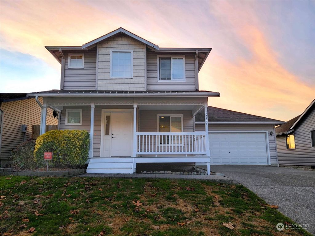 Photo of 19424 Crown Ridge Boulevard, Arlington, WA 98223 (MLS # 2017185)