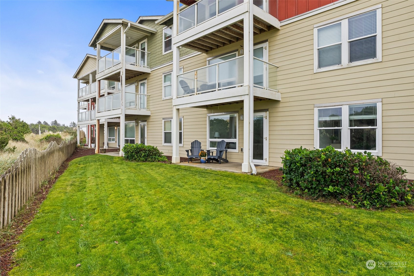 1600 W Ocean Avenue 915