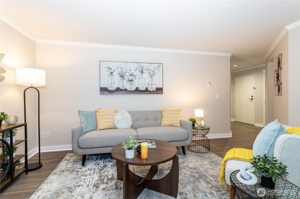 Photo of 12040 100th Avenue NE #J102, Kirkland, WA 98034 (MLS # 2490667)