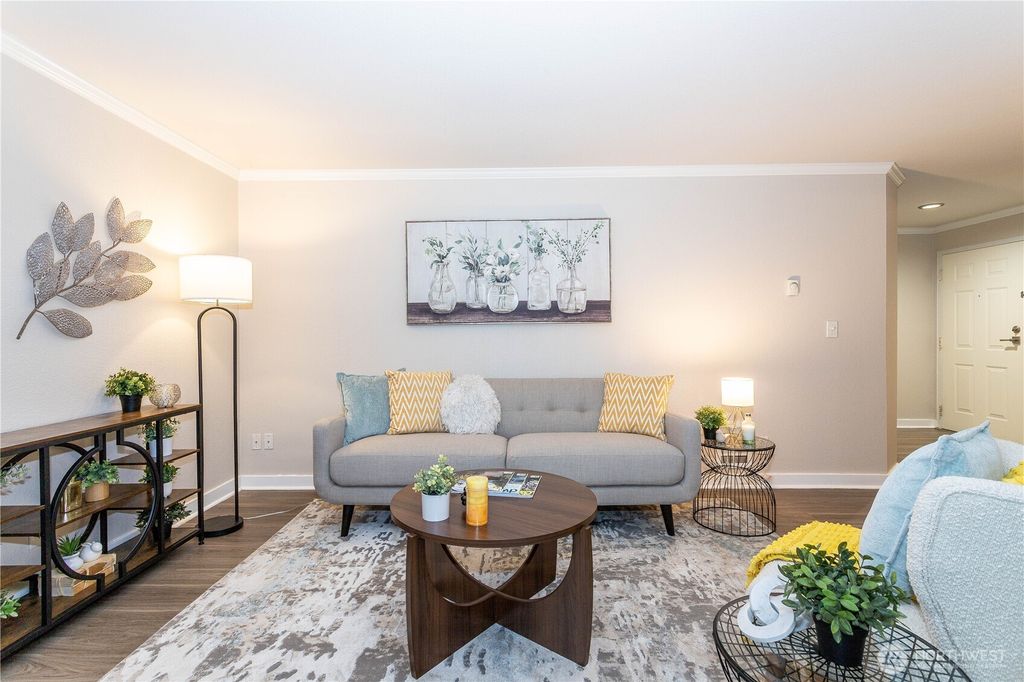 Photo of 12040 100th Avenue NE #J102, Kirkland, WA 98034 (MLS # 2490667)