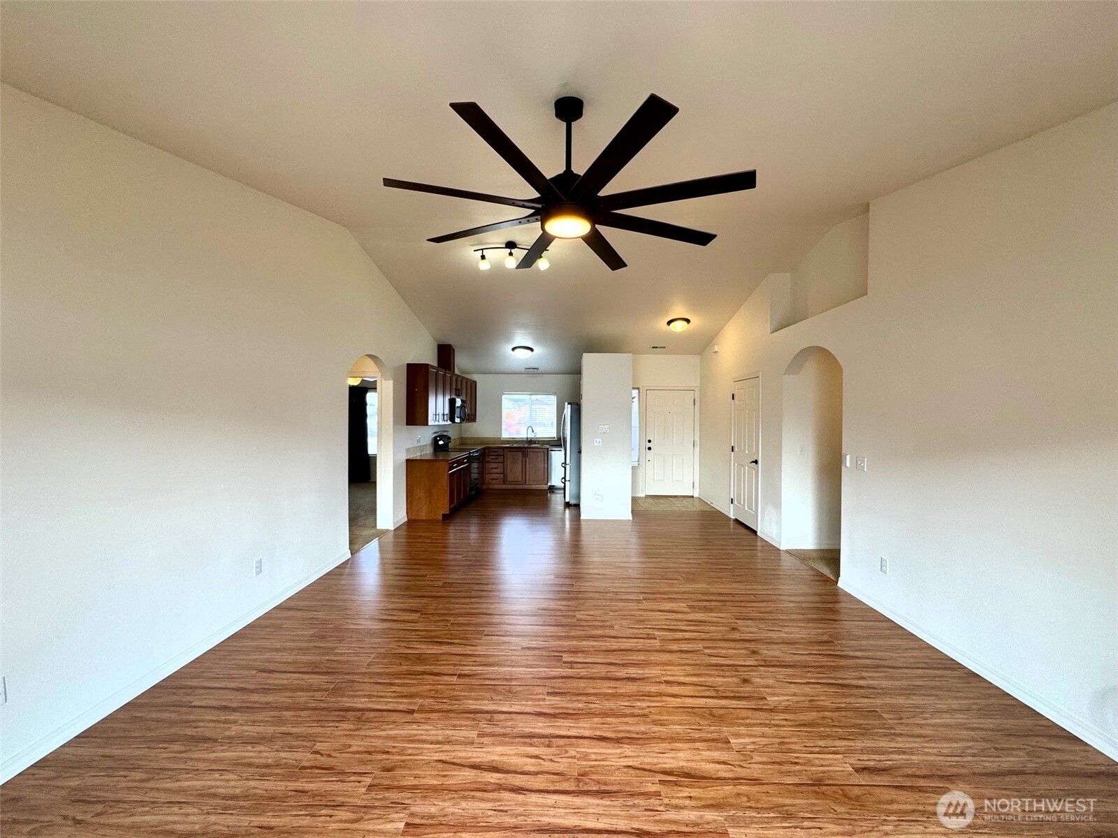 1321 W Century Street