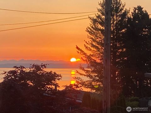 Photo of 251 Elizabeth Drive, Point Roberts, WA 98281 (MLS # 2416603)