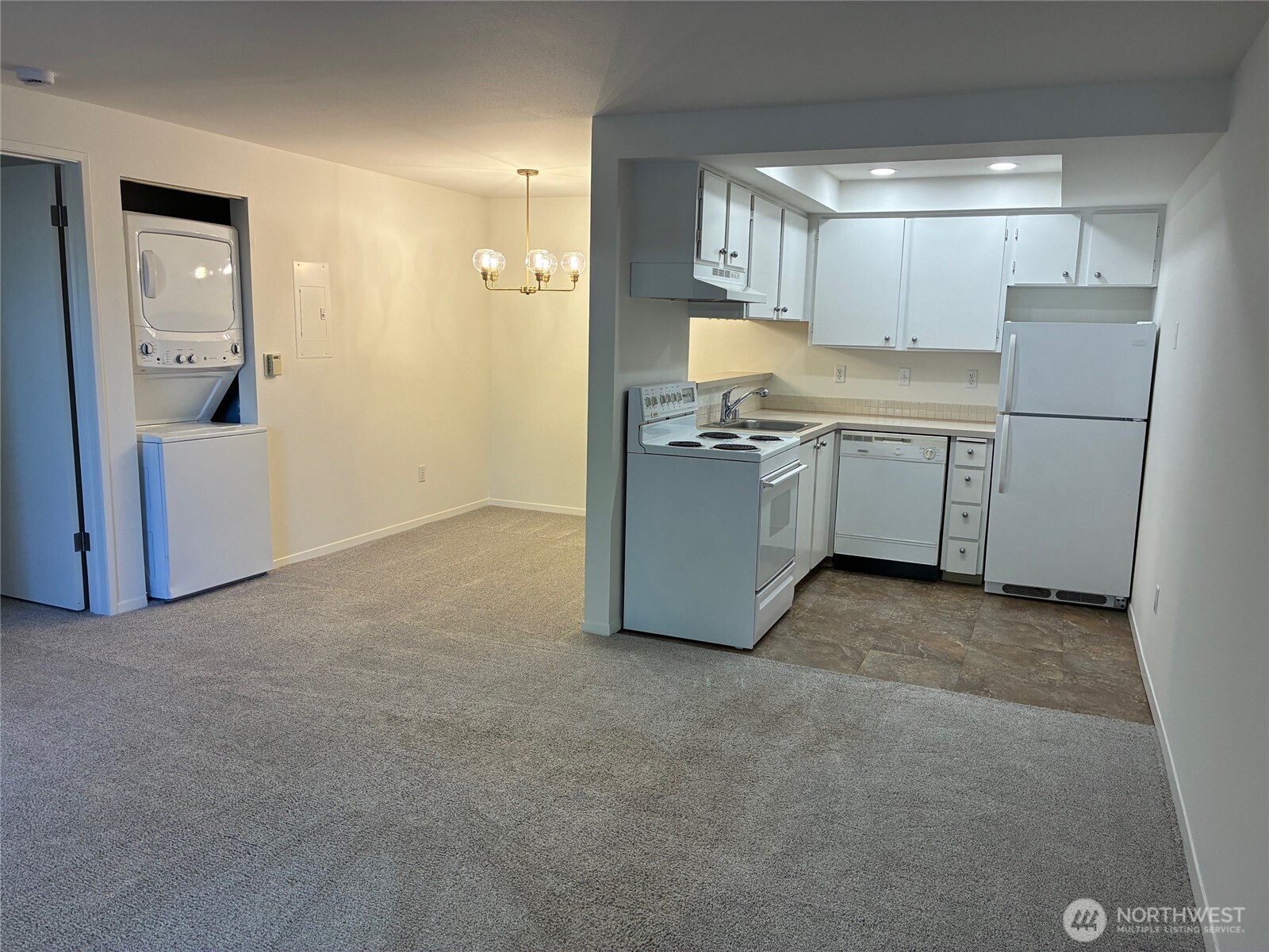 21301 52nd Avenue W B111