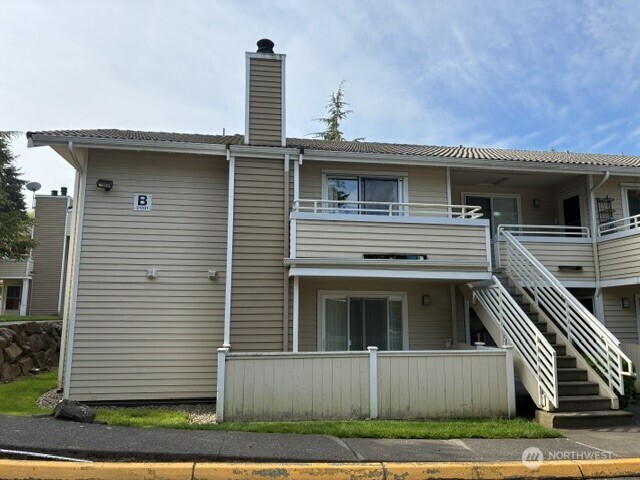 21301 52nd Avenue W B111