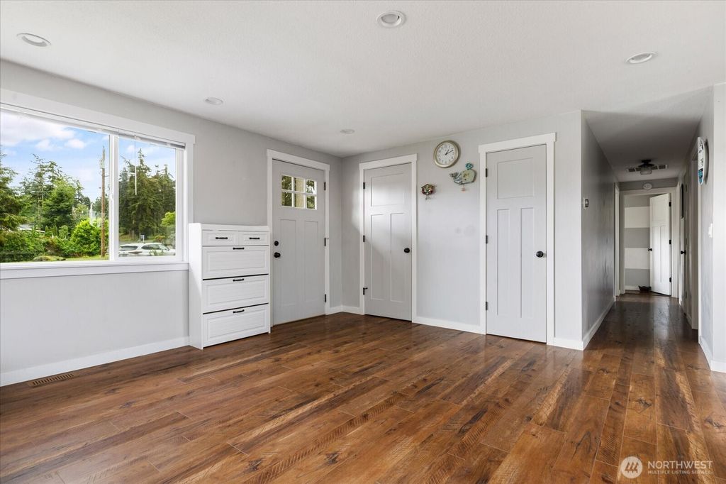 Photo of 2604 Olympic Drive, Oak Harbor, WA 98277 (MLS # 2528905)