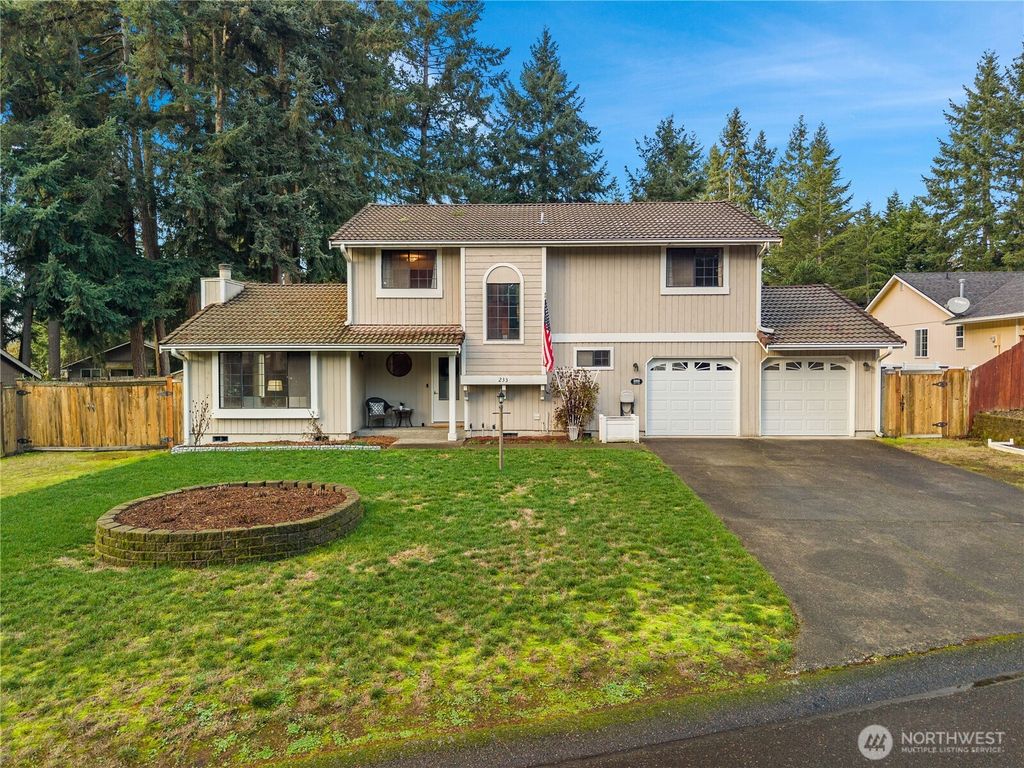 Photo of 233 Clay Court SE, Olympia, WA 98513 (MLS # 2459330)