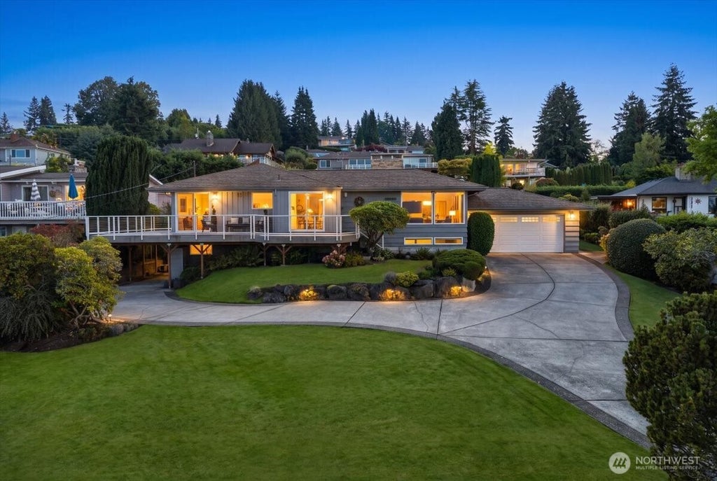 Photo of 29860 Marine View Drive SW, Federal Way, WA 98023 (MLS # 2584201)