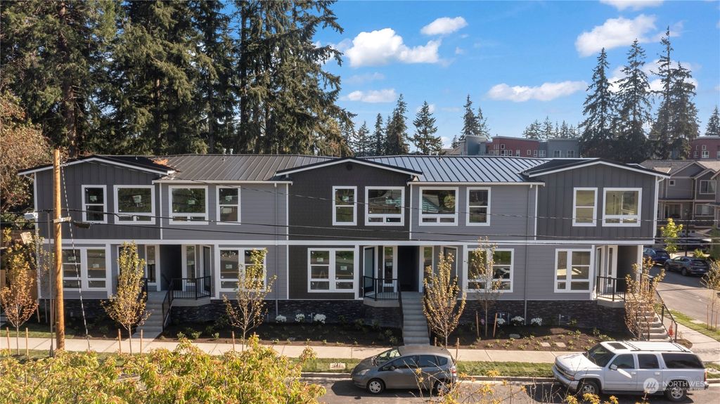 Photo of 5406 234th Street SW #D, Mountlake Terrace, WA 98043 (MLS # 2066100)