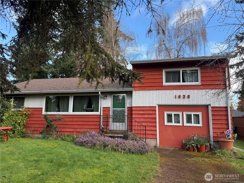 Photo of 1638 N 190th Street, Shoreline, WA 98133 (MLS # 2505109)