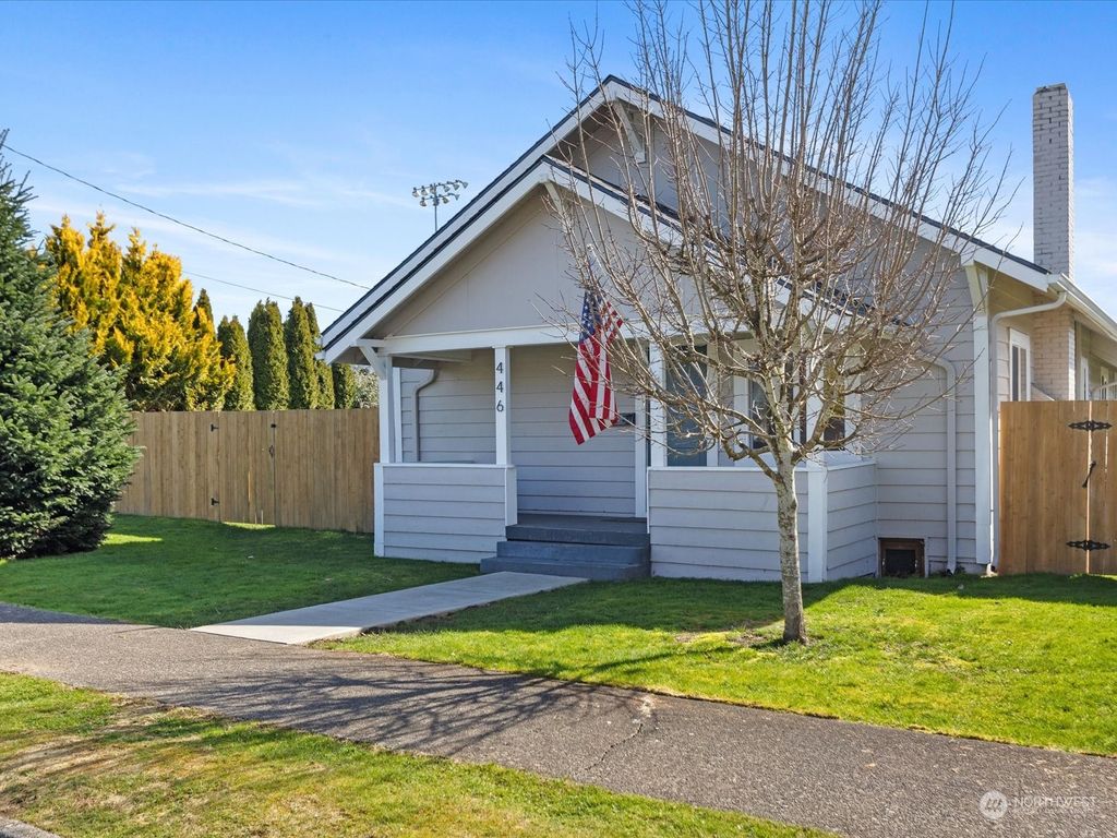 Photo of 446 W Maple Street, Monroe, WA 98272 (MLS # 2211744)