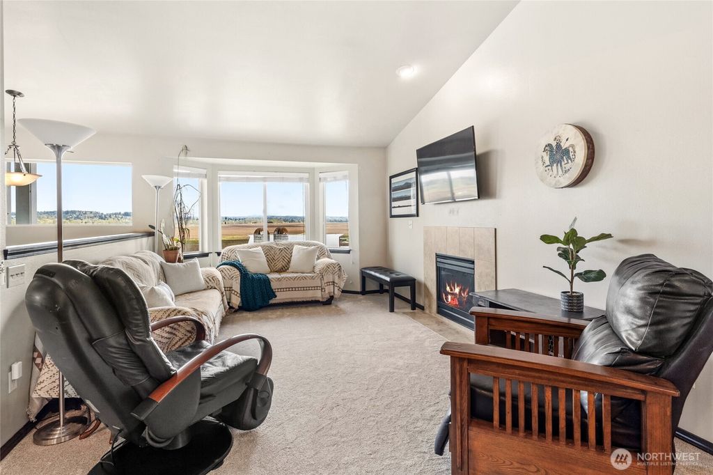 Photo of 9702 Lowell Larimer Road, Everett, WA 98208 (MLS # 2508640)