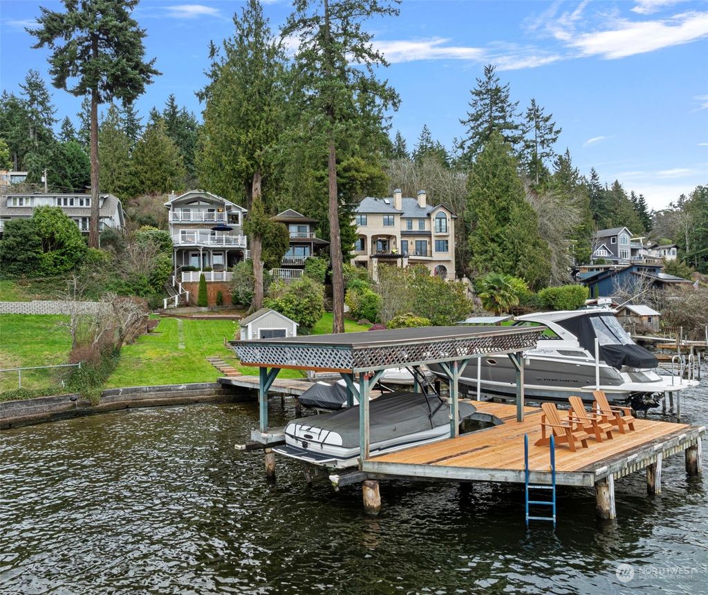 Photo of 11615 Holmes Point Drive NE, Kirkland, WA 98034 (MLS # 2193511)