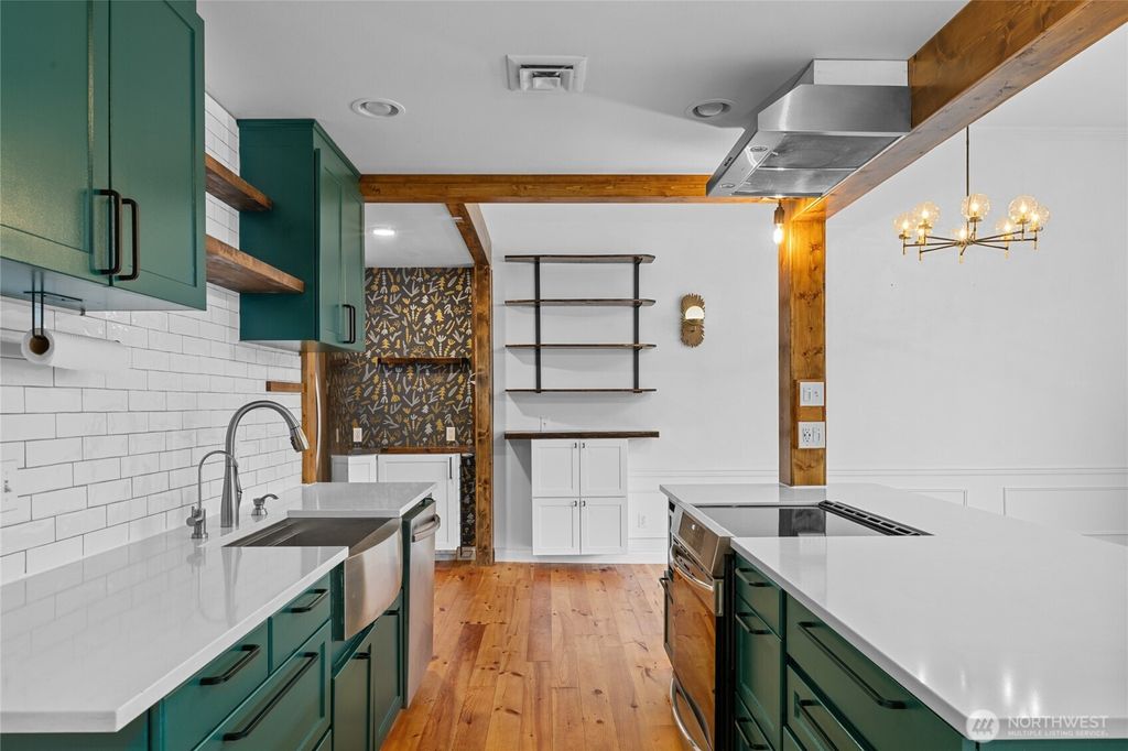 Photo of 202 E Third Street #210, Cle Elum, WA 98922 (MLS # 2481130)