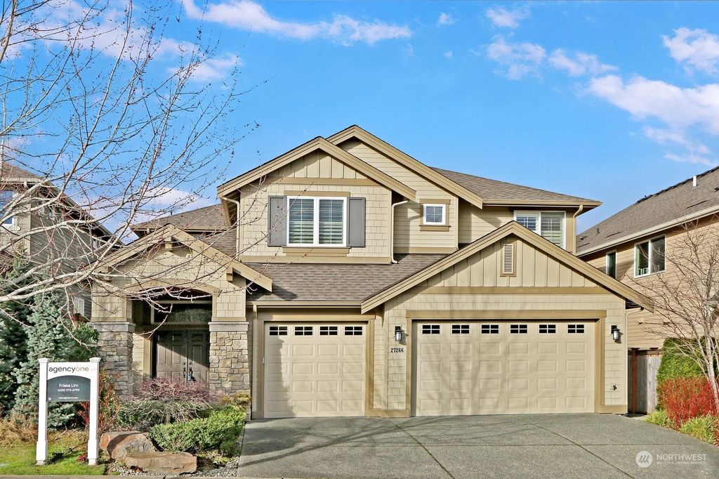 Photo of 27266 SE 19th Court, Sammamish, WA 98075 (MLS # 2027744)