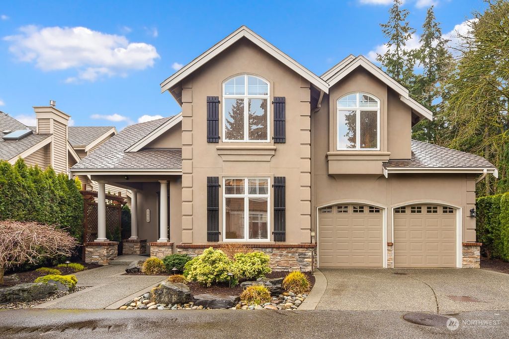 Photo of 8476 SE 69th Place, Mercer Island, WA 98040 (MLS # 2048486)