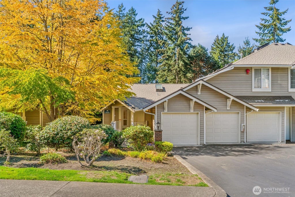 Photo of 18555 NE 57th Street #18555, Redmond, WA 98052 (MLS # 2582515)