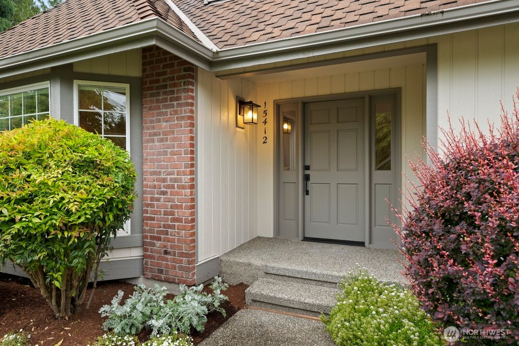 Photo of 15412 SE 133rd Street, Renton, WA 98059 (MLS # 2374995)