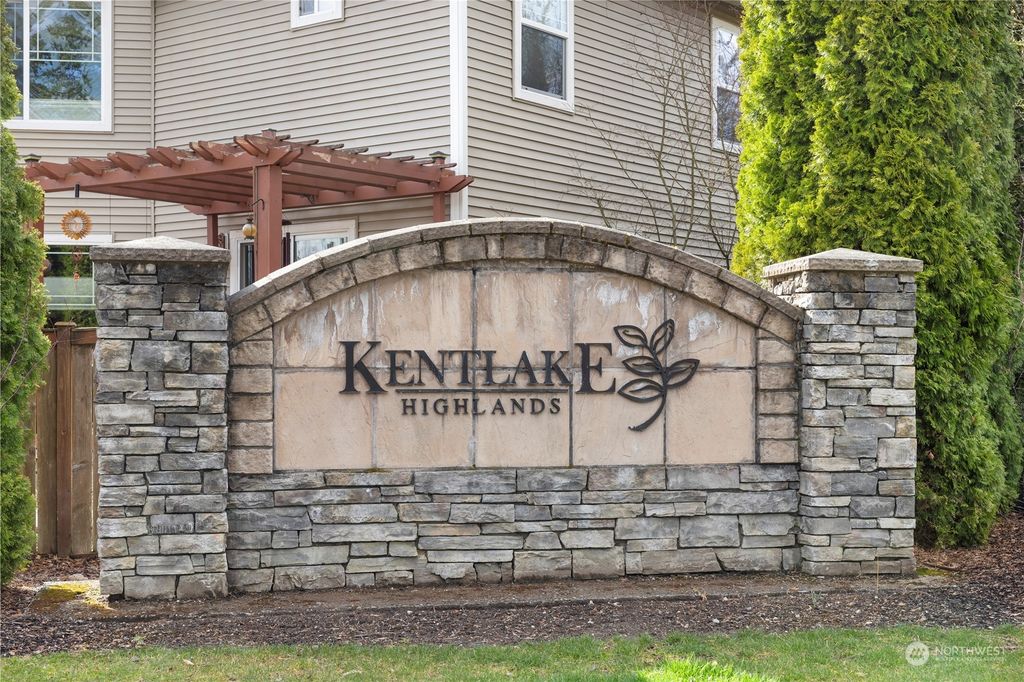 listing image 9365312366843460488