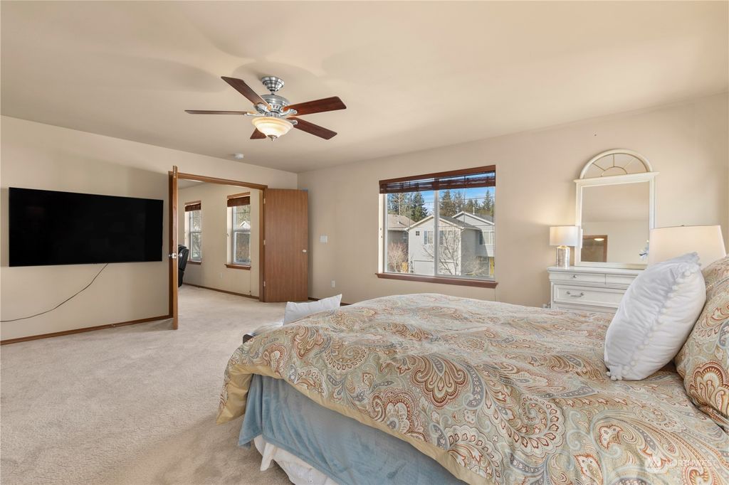 listing image 9364198303475519793