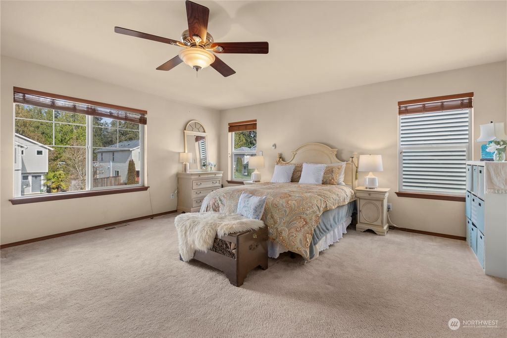 listing image 9361194449704936165