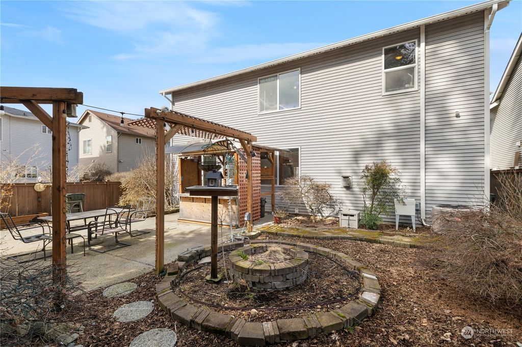 listing image 9369566653958552584
